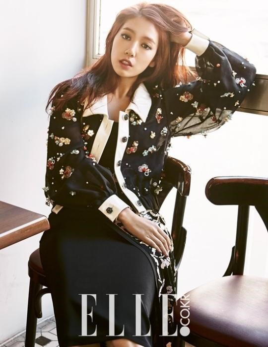 News Park Shin Hyes Parisian Photoshoot For Elle Korea — Unitedkpop 7205