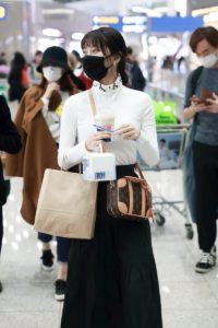 jennie louis vuitton bag